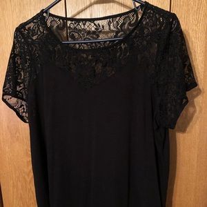 Black lace sweetheart tee